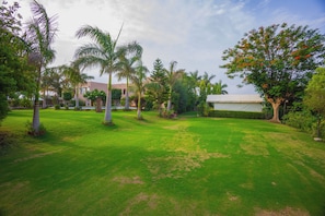 Garden - Jeevantara Resort by Alaya Stays (Udaipur)