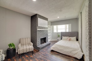 4 bedrooms, Internet, bed sheets