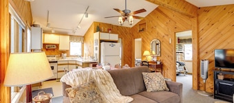 Waterfront Cottage on Lake George w/ 2 Docks!