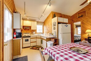 Fridge, microwave, stovetop, coffee/tea maker