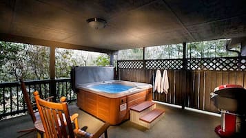 Baignoire à remous extérieure