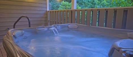 Bain à remous extérieur