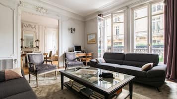 Apartment | 5 bedrooms, Internet