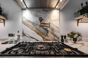 Apartment | 3 bedrooms, Internet