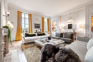 Apartment | 3 bedrooms, Internet