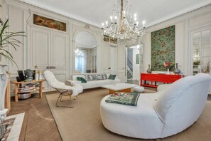 Hus | 5 soverom og internett