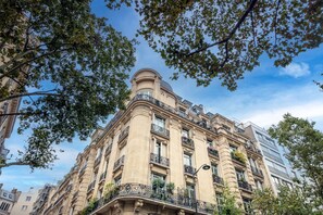 Apartment | 3 bedrooms, Internet - Prestigious Apartment Near the Trocadero (Paris)