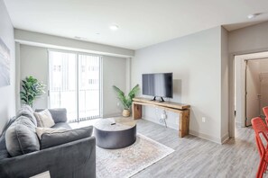 43-Zoll-Smart-TV mit Digitalempfang, Netflix, Hulu