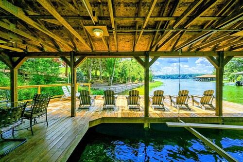 7BR Lakefront Lake Anna Blue Sails - Waterfront