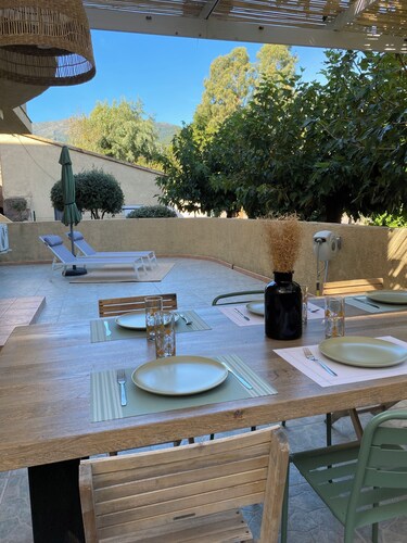 Appartement à 100 mètres de la plage de Miomo