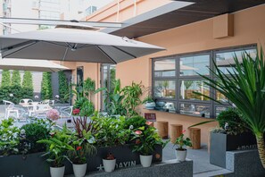 Courtyard - Dayin Serene Garden Hotel - Shanghai Hongqiao North Xinjing Metro Station (Shanghai)