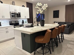 Private kitchen - The Florida Escape (Poinciana)