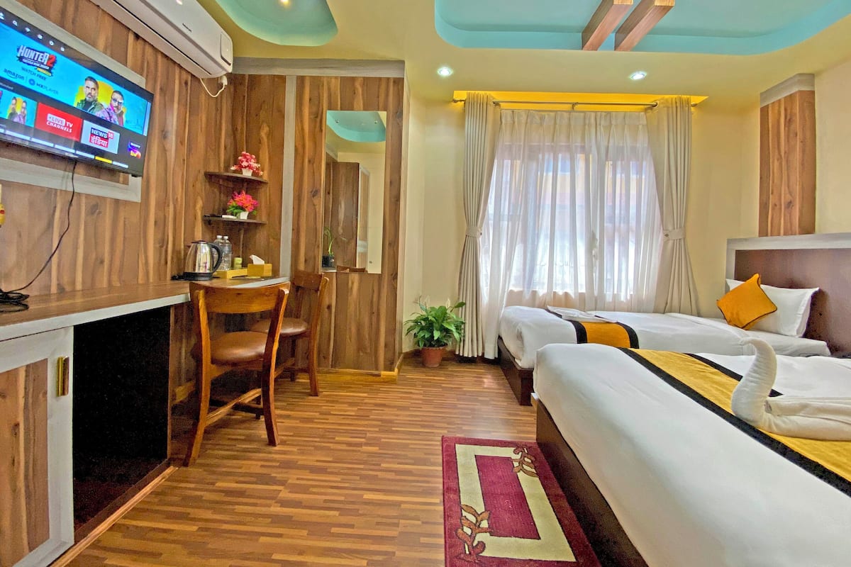 Deluxe Double or Twin Room, Mountain View | Free WiFi