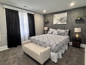 3 bedrooms, iron/ironing board, travel crib, free WiFi