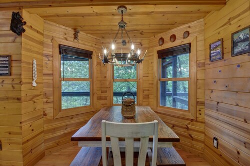 Hideaway Cabin - Georgia Mountain Escape