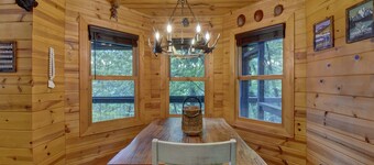 Hideaway Cabin - Georgia Mountain Escape