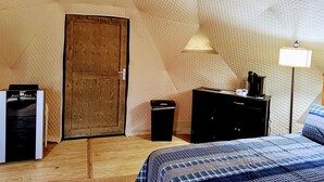 1 室のベッドルーム、旅行用ベビーベッド、WiFi (無料)、ベッドシーツ