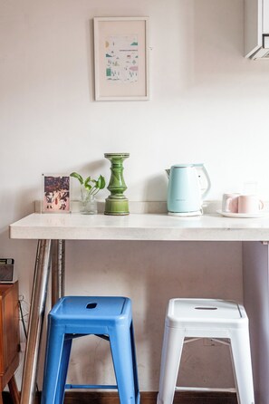 Standard Apartment | Free WiFi, bed sheets