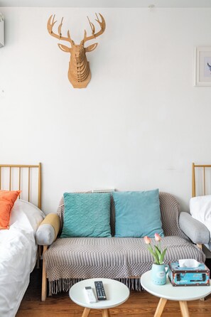 Standard Apartment | Free WiFi, bed sheets