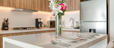 Fridge, microwave, oven, stovetop