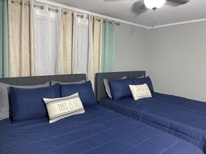 2 bedrooms, iron/ironing board, WiFi, bed sheets