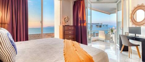 2 slaapkamers, een strijkplank/strijkijzer, reisbedje, wifi