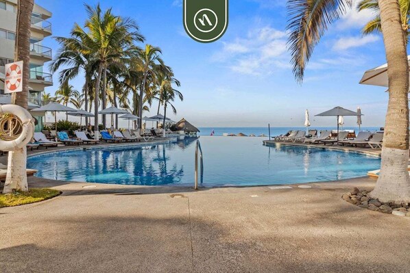 Pool - 3BR Condo in the Krystal Grand Hotel - Beach (Nuevo Vallarta)