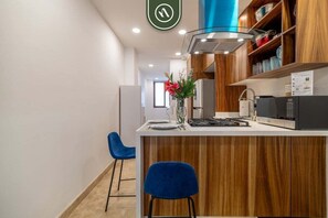 Fridge, microwave, oven, stovetop