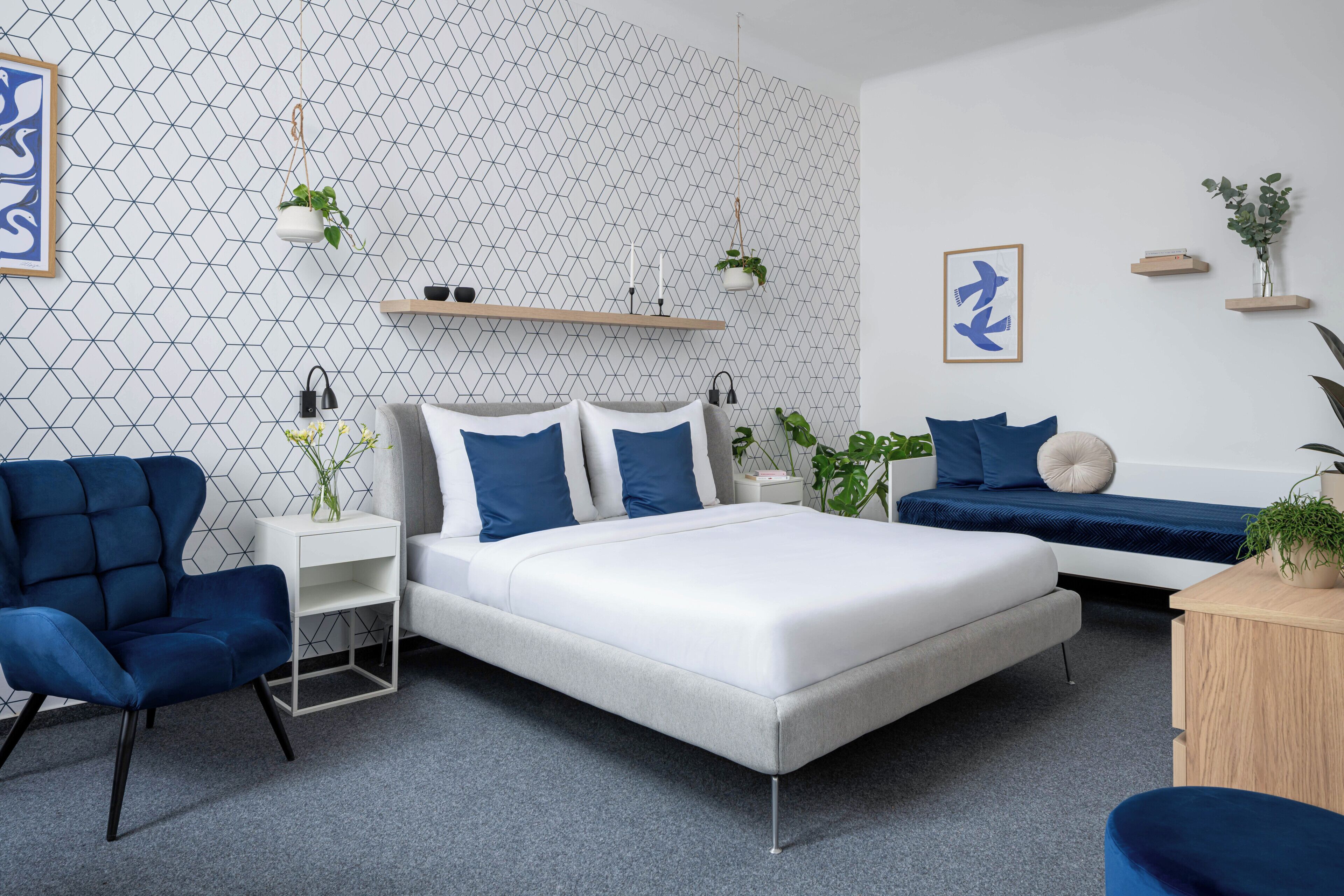 Tripla Superior | Minibar, culle/letti per bambini (gratuiti), Wi-Fi gratuito, lenzuola