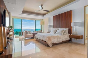 4 habitaciones, escritorio y tabla de planchar con plancha 