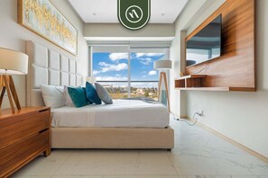 2 bedrooms, desk, iron/ironing board, travel cot - New 2BR APT - Beach Access - Pool - GYM - Jacuzzi (Nuevo Vallarta)