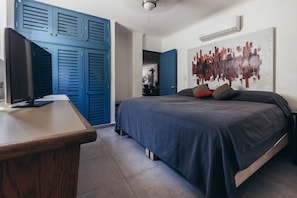2 Schlafzimmer, Schreibtisch, Reisekinderbett, WLAN