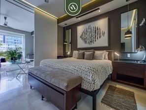 1 Schlafzimmer, Schreibtisch, Reisekinderbett, WLAN