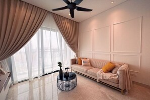 슈피리어 아파트, 침실 2개, 발코니, 시내 전망 | 객실에서 보이는 전망