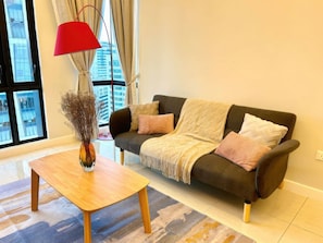 Apartamento superior, 3 quartos, sacada, vista para a cidade | Vista do quarto