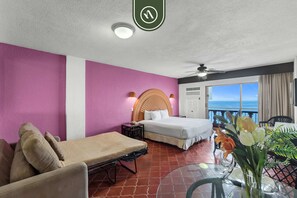 1 bedroom, desk, iron/ironing board, WiFi