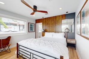 2 chambres, fer et planche à repasser, Wi-Fi gratuit, draps fournis