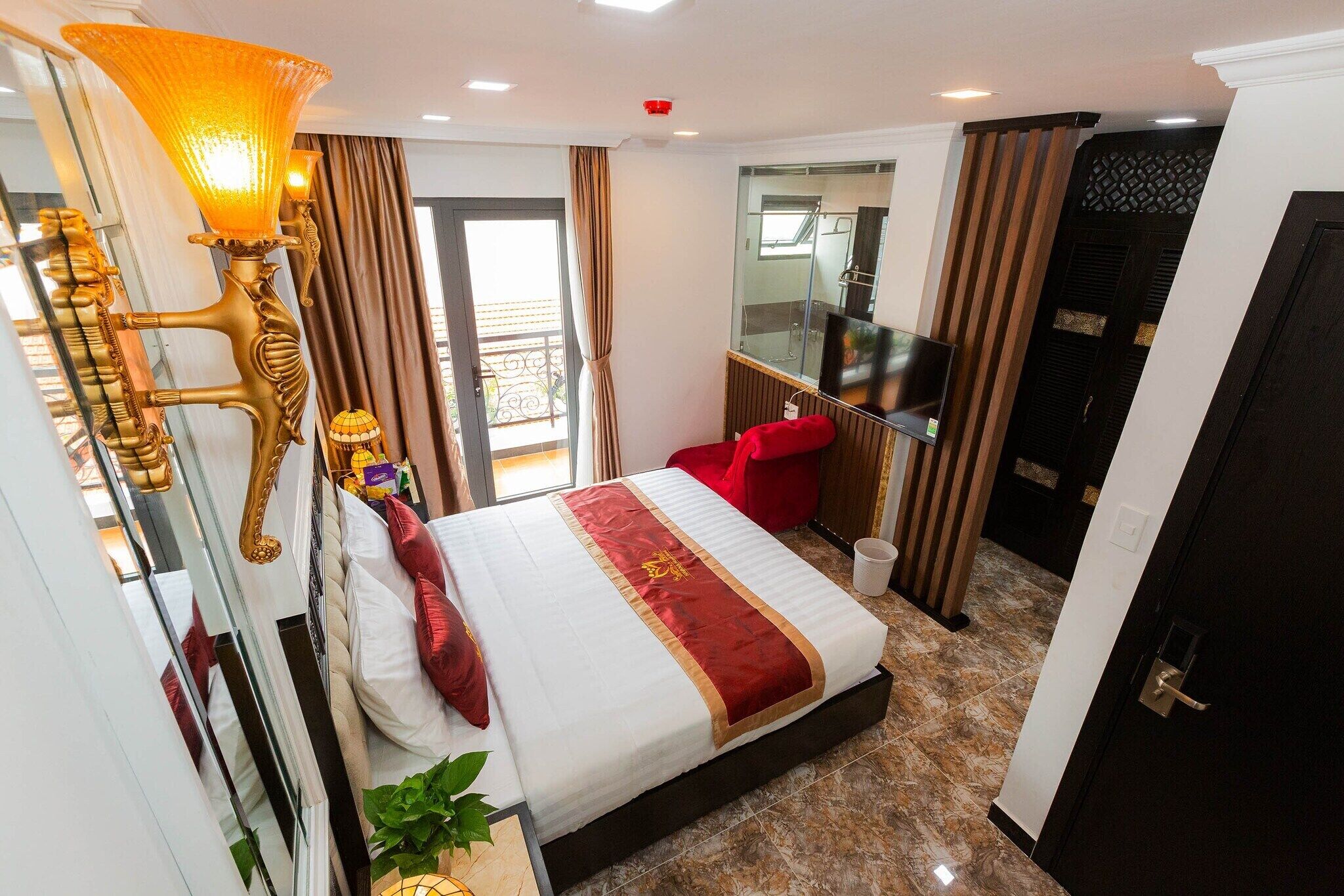 1 makuuhuone, työpöytä, vuodevaatteet