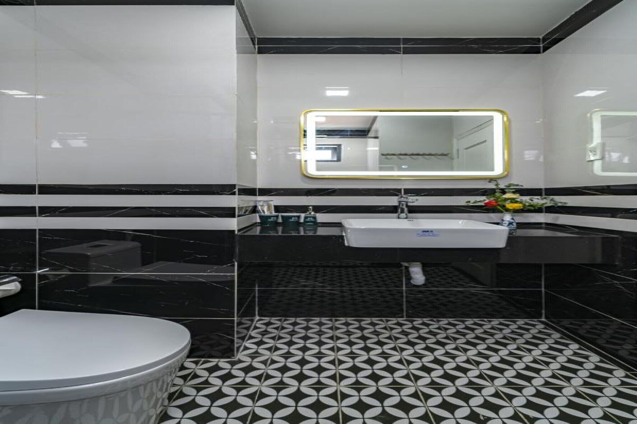 Suihku, bidee, pyyhkeet