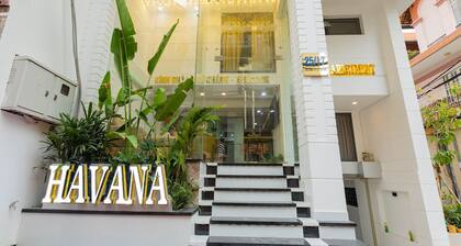 Spacious Suite Getaway | Close to Havana Airport