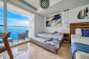 1 habitación, escritorio, cuna de viaje y wifi