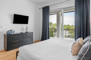 9 bedrooms, iron/ironing board, free WiFi, bed sheets