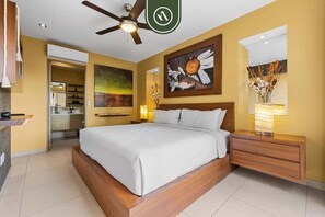 1 bedroom, iron/ironing board, travel cot, WiFi - 1BR Condo with Rooftop Pool - Romantic Zone (Puerto Vallarta)