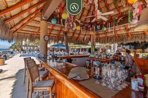 Bar (en la propiedad)