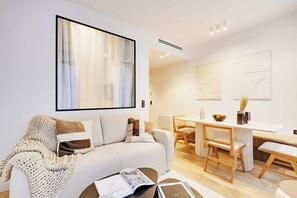 Smart TV, offices