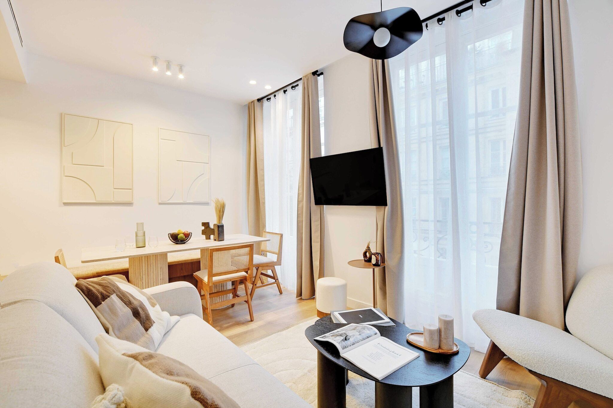 TV connectée, espaces bureaux