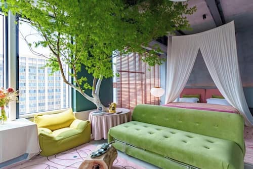 Panda Tower & Chunxi Rd. View Super King | Pillowtop beds, individually decorated, individually furnished, desk