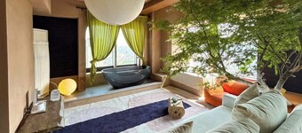M Panda Tower Boutique Chengdu