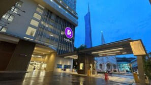 ด้านหน้าที่พัก