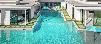 Sleeps 17 | Indio Escape w/ Pool, Putting Green, Hot Tub | Bravo Villa #6